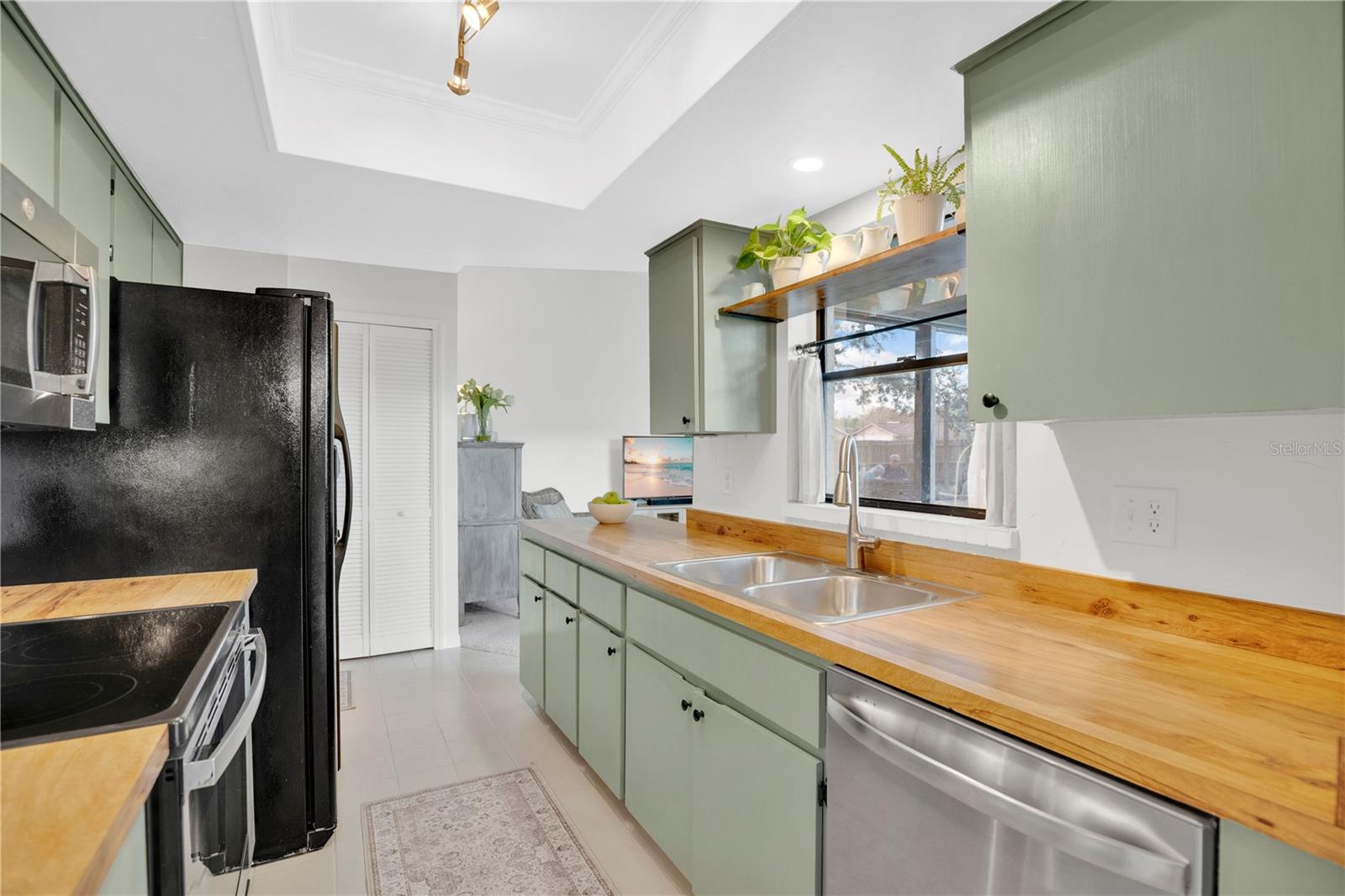 Image 10 of 38 For 1797 Pam Circle