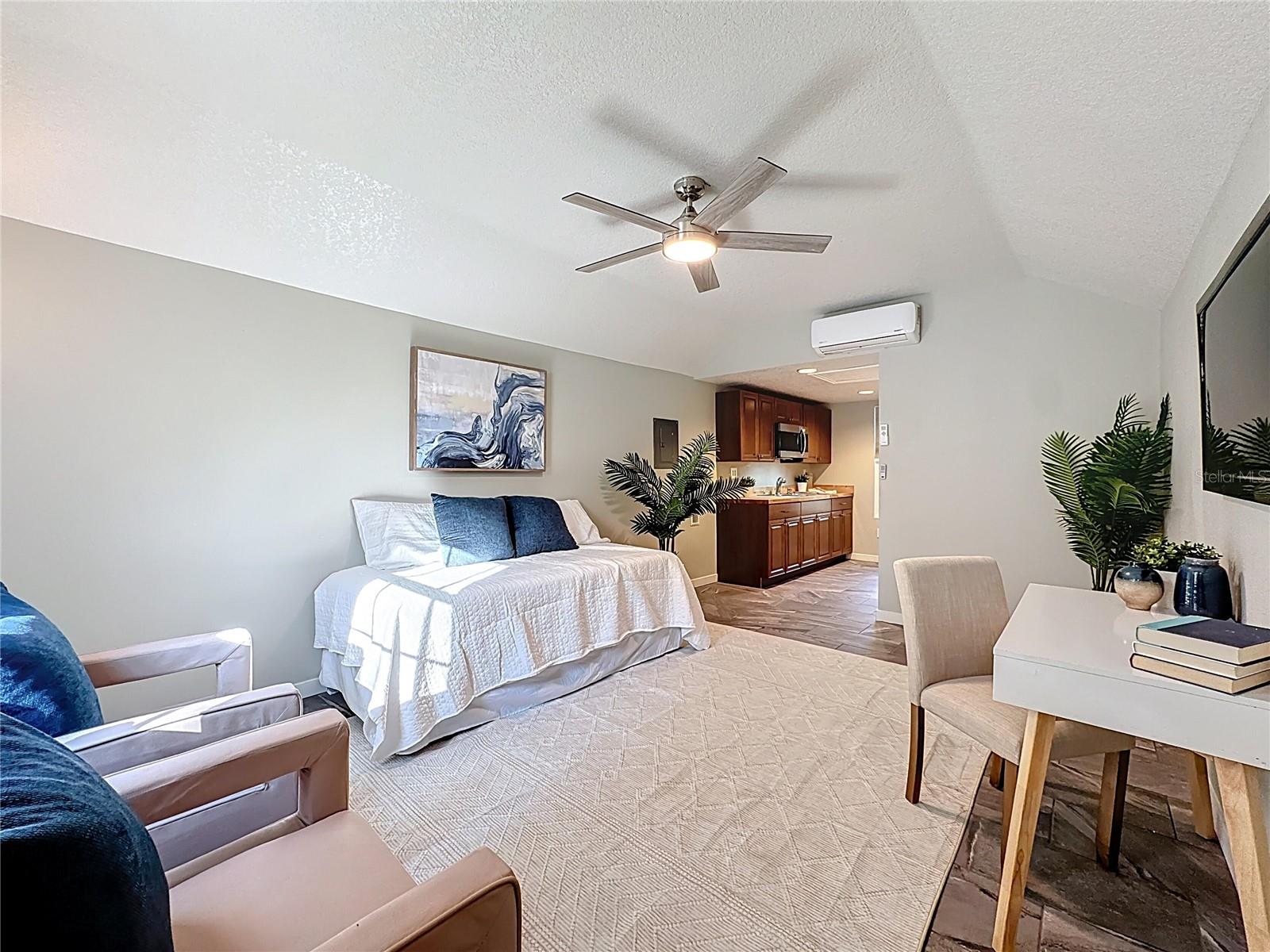 Image 18 of 78 For 1148 Grandview Street