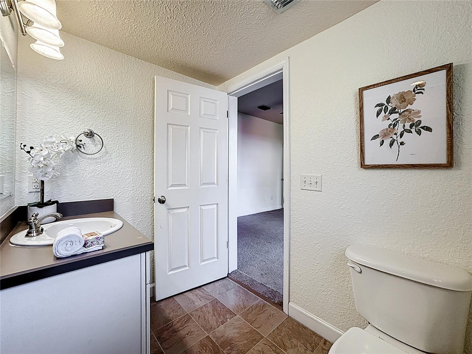 Image 39 of 78 For 1148 Grandview Street