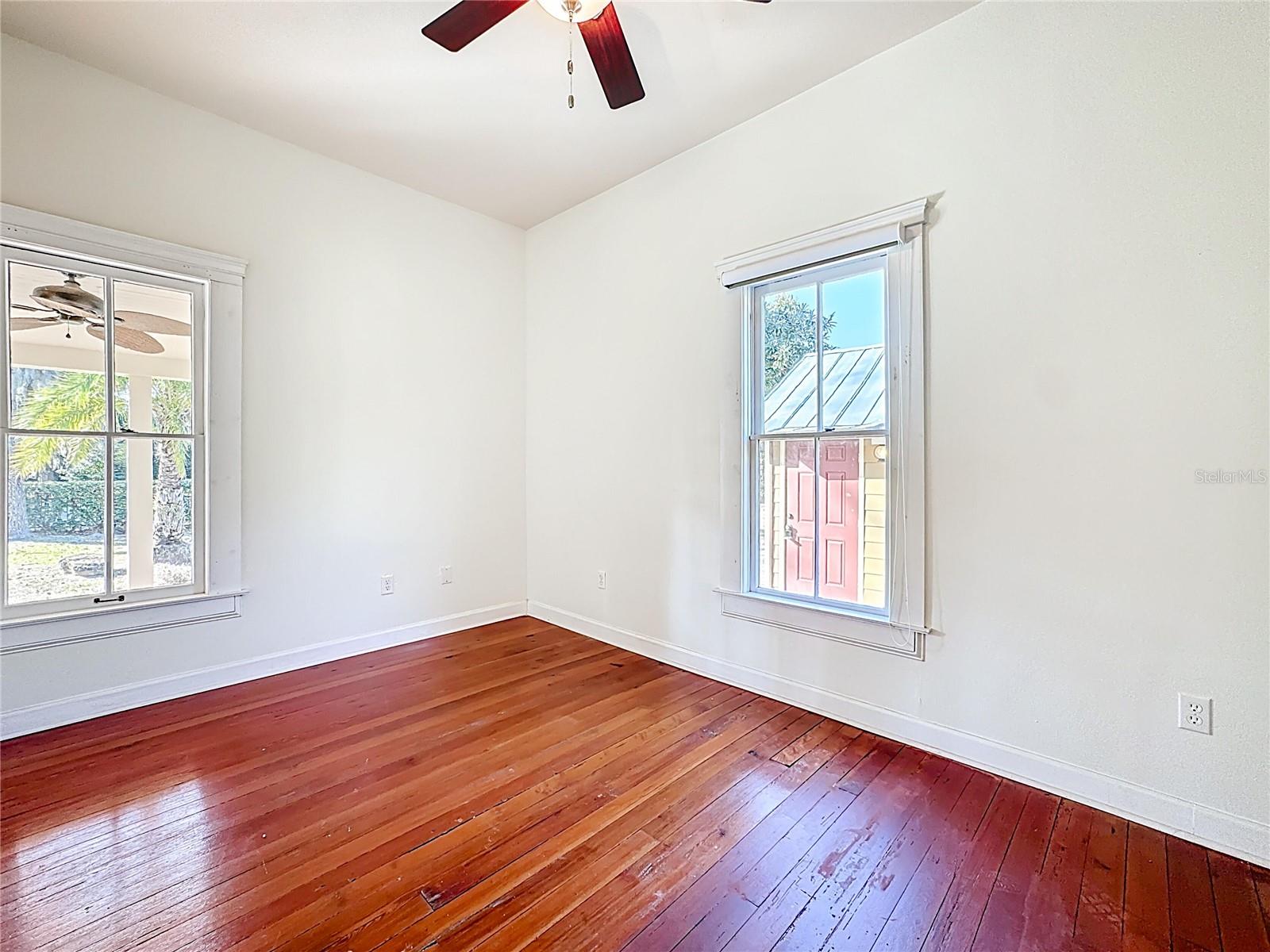 Image 44 of 78 For 1148 Grandview Street