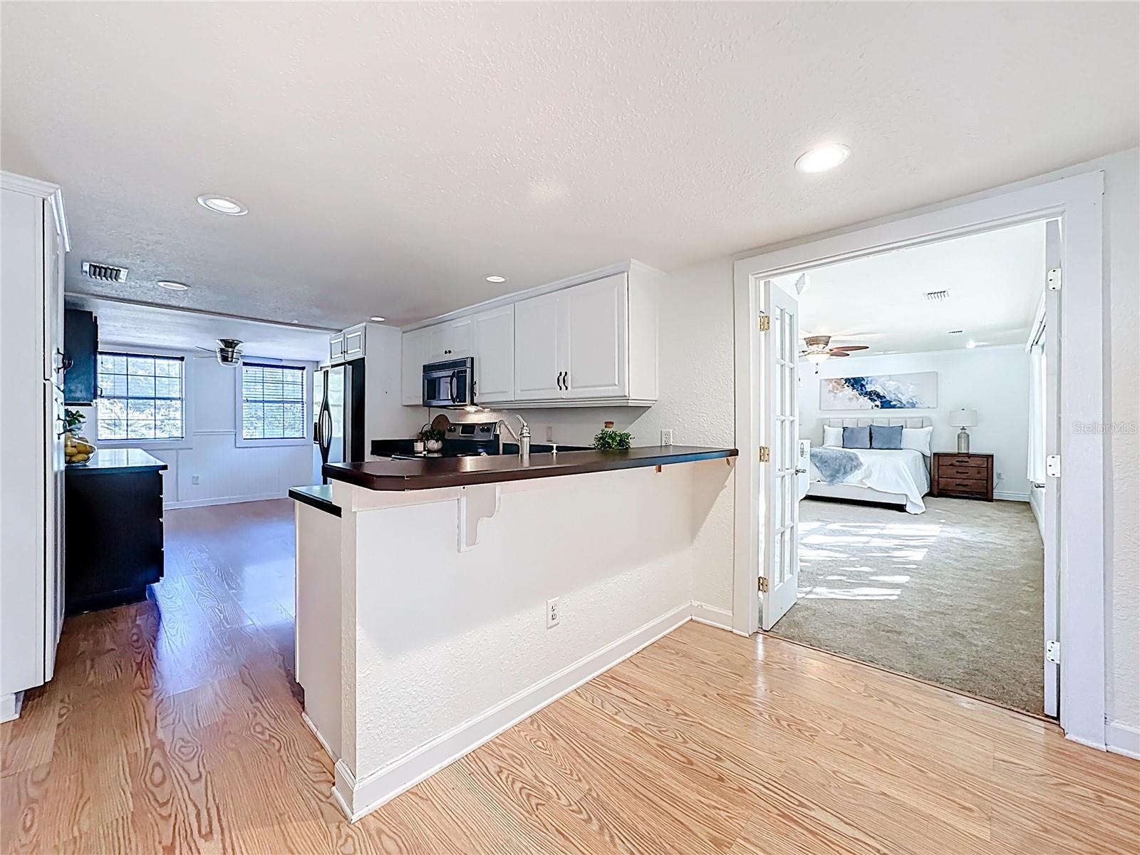 Image 51 of 78 For 1148 Grandview Street