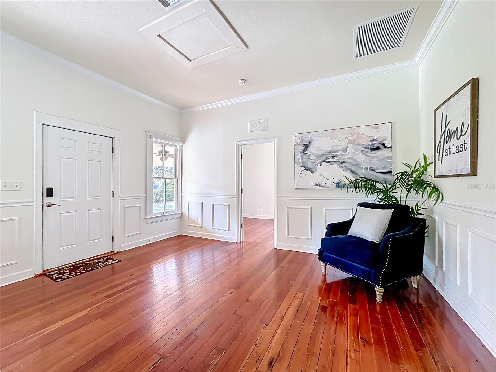 Image 61 of 78 For 1148 Grandview Street