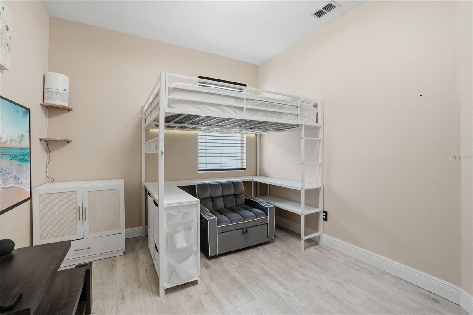 Image 26 of 35 For 3933 Wind Dancer Circle