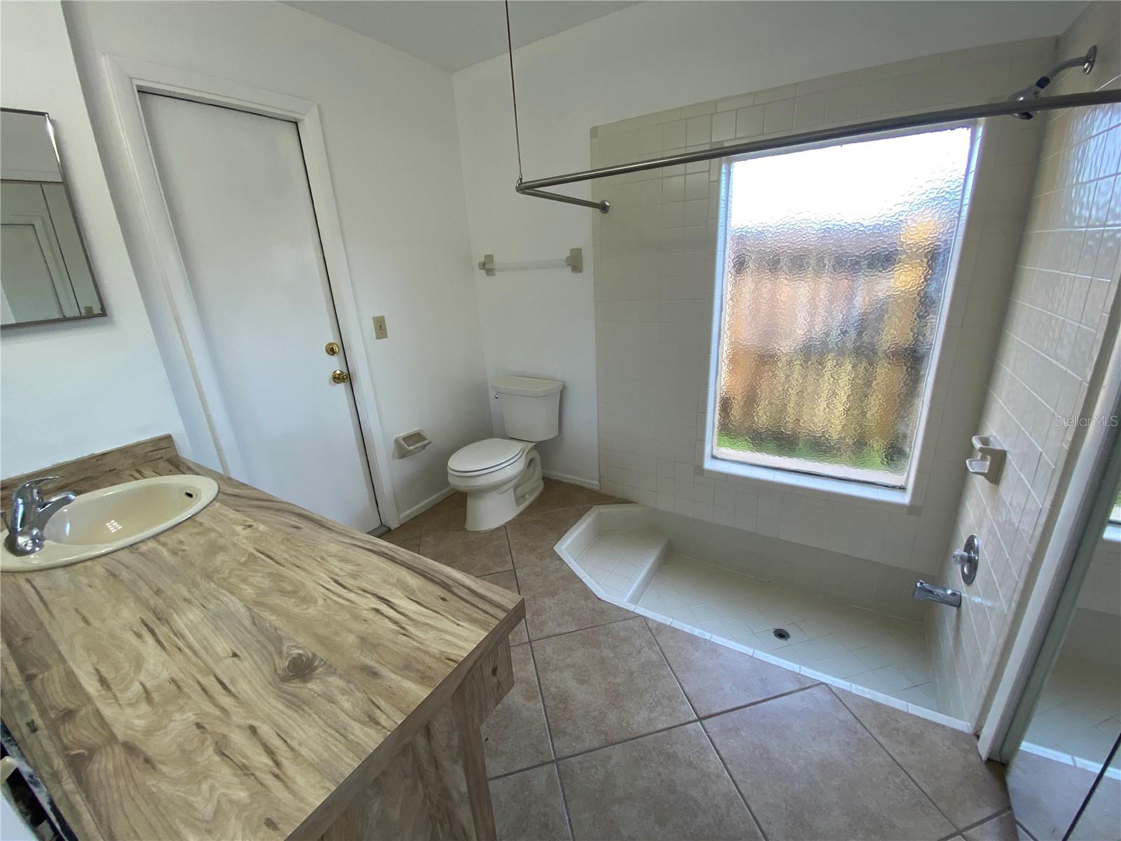 Image 10 of 16 For 1441 Bridlebrook Drive