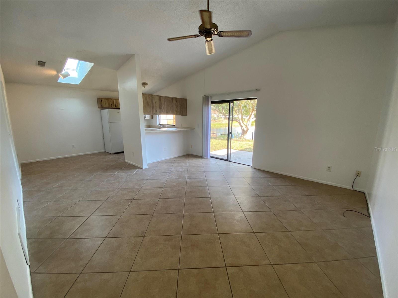 Image 2 of 16 For 1441 Bridlebrook Drive