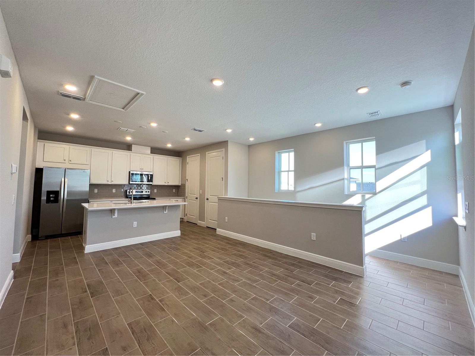 Image 2 of 13 For 10552 Pearson Ave