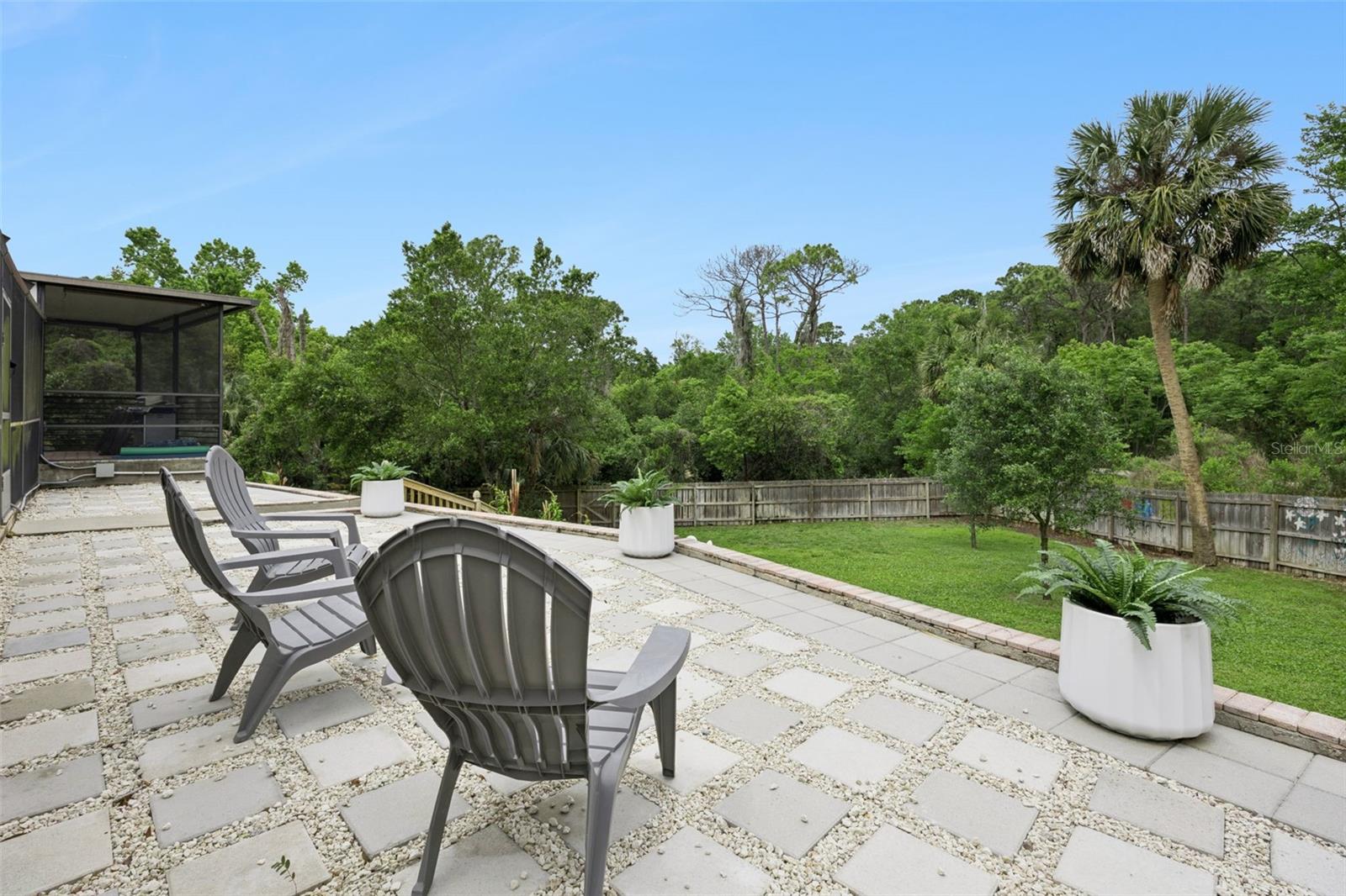 Image 34 of 62 For 431 Meander Drive