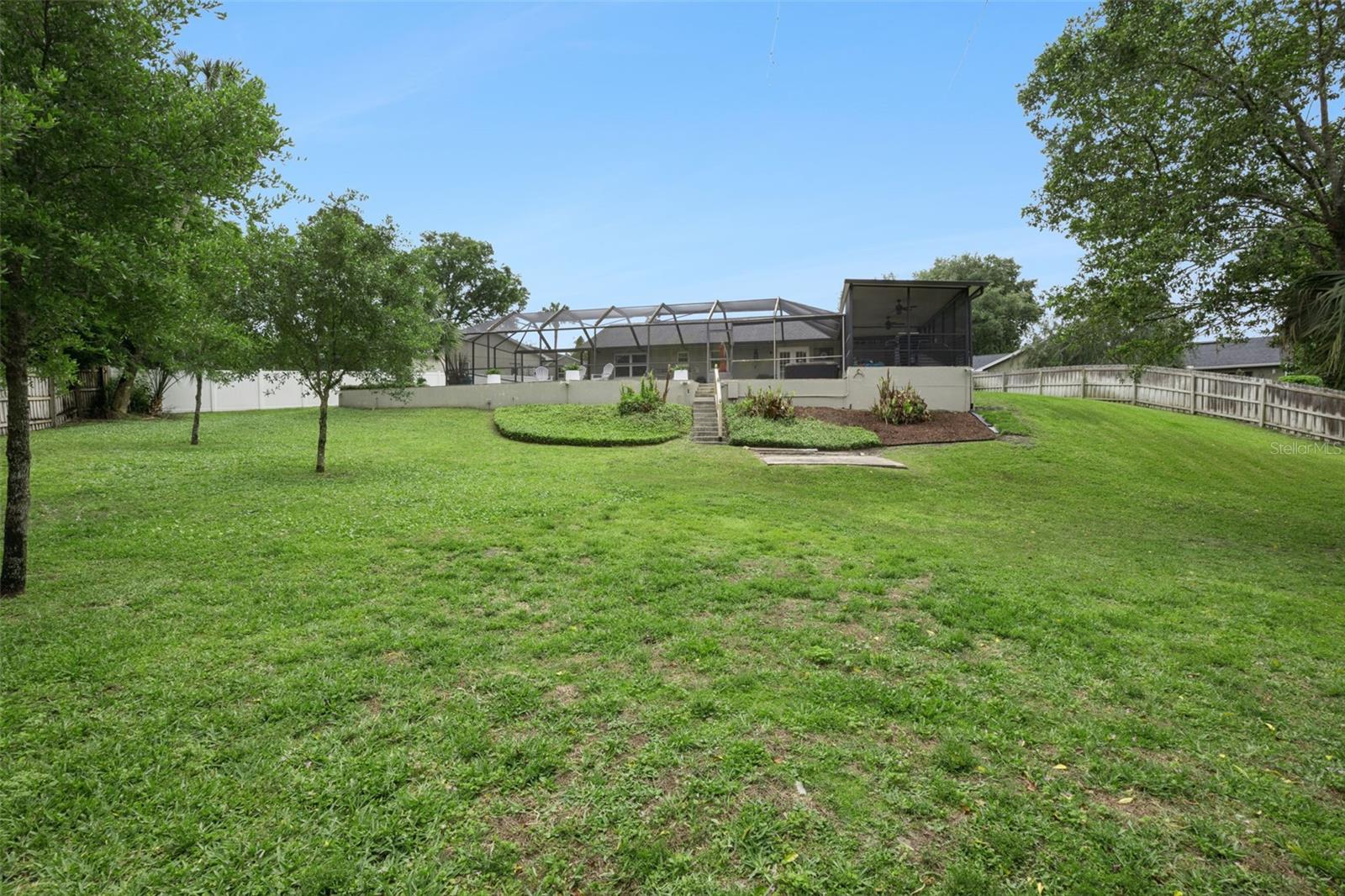 Image 36 of 62 For 431 Meander Drive