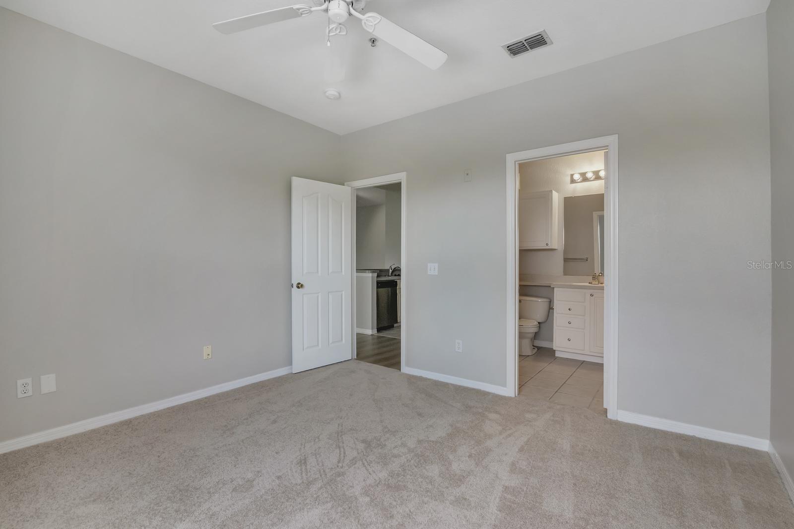 Image 11 of 29 For 2705 Maitland Crossing Way 303