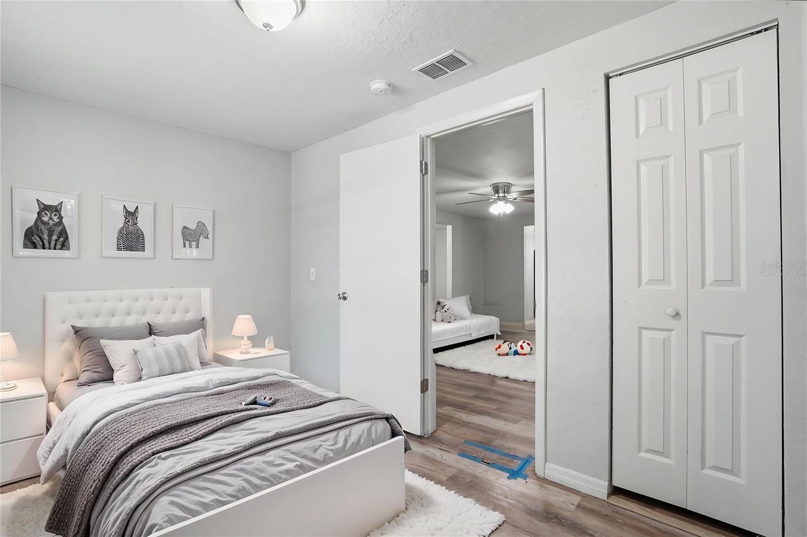 Listing photo id 4 for 2717 13th Avenue S