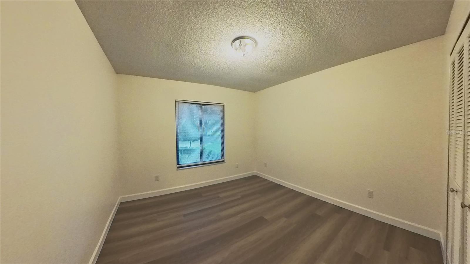 Image 30 of 35 For 4033 Yacht Court