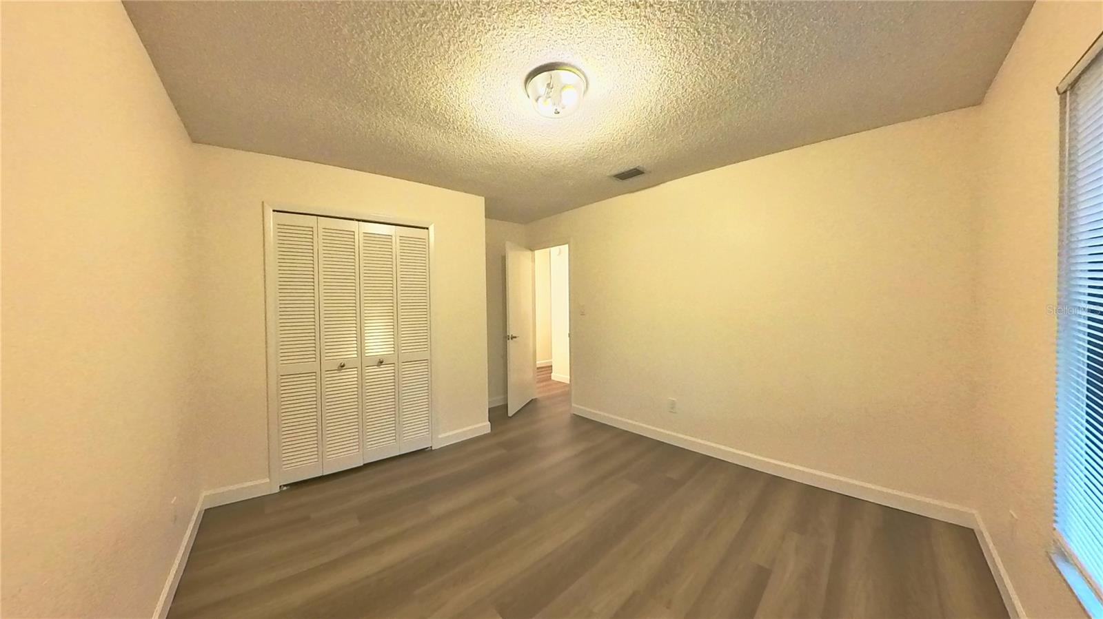 Image 31 of 35 For 4033 Yacht Court