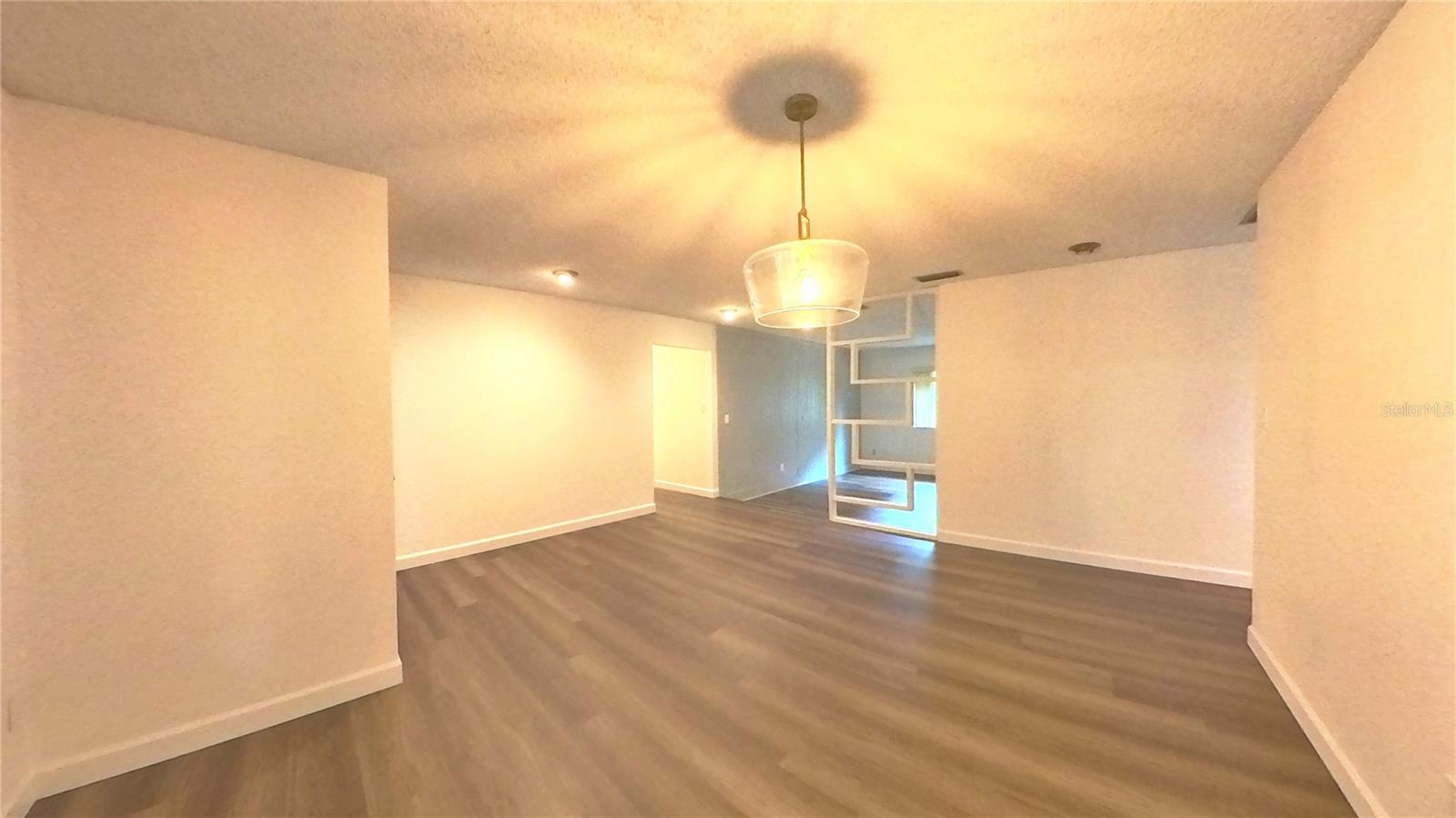 Image 6 of 35 For 4033 Yacht Court