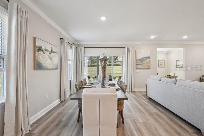 Image 9 of 27 For 8592 Oakstone Circle