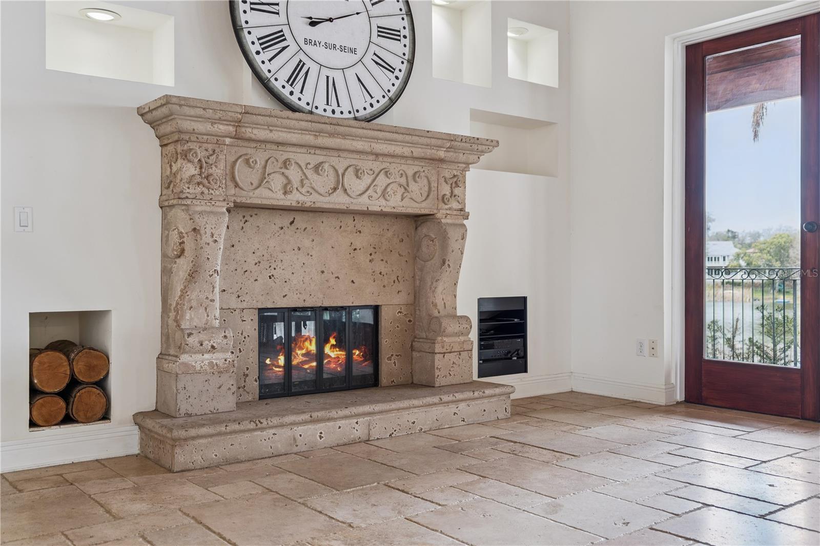 Image 11 of 71 For 629 Mariner Way