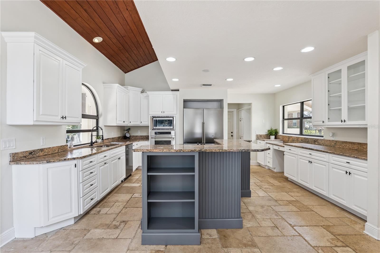 Image 14 of 71 For 629 Mariner Way