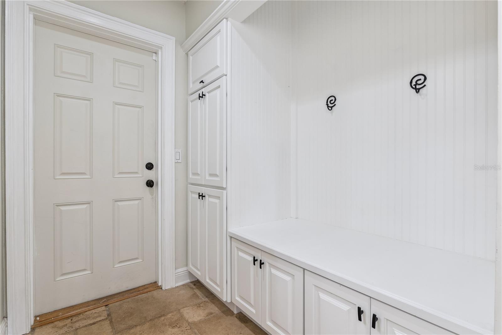 Image 21 of 71 For 629 Mariner Way