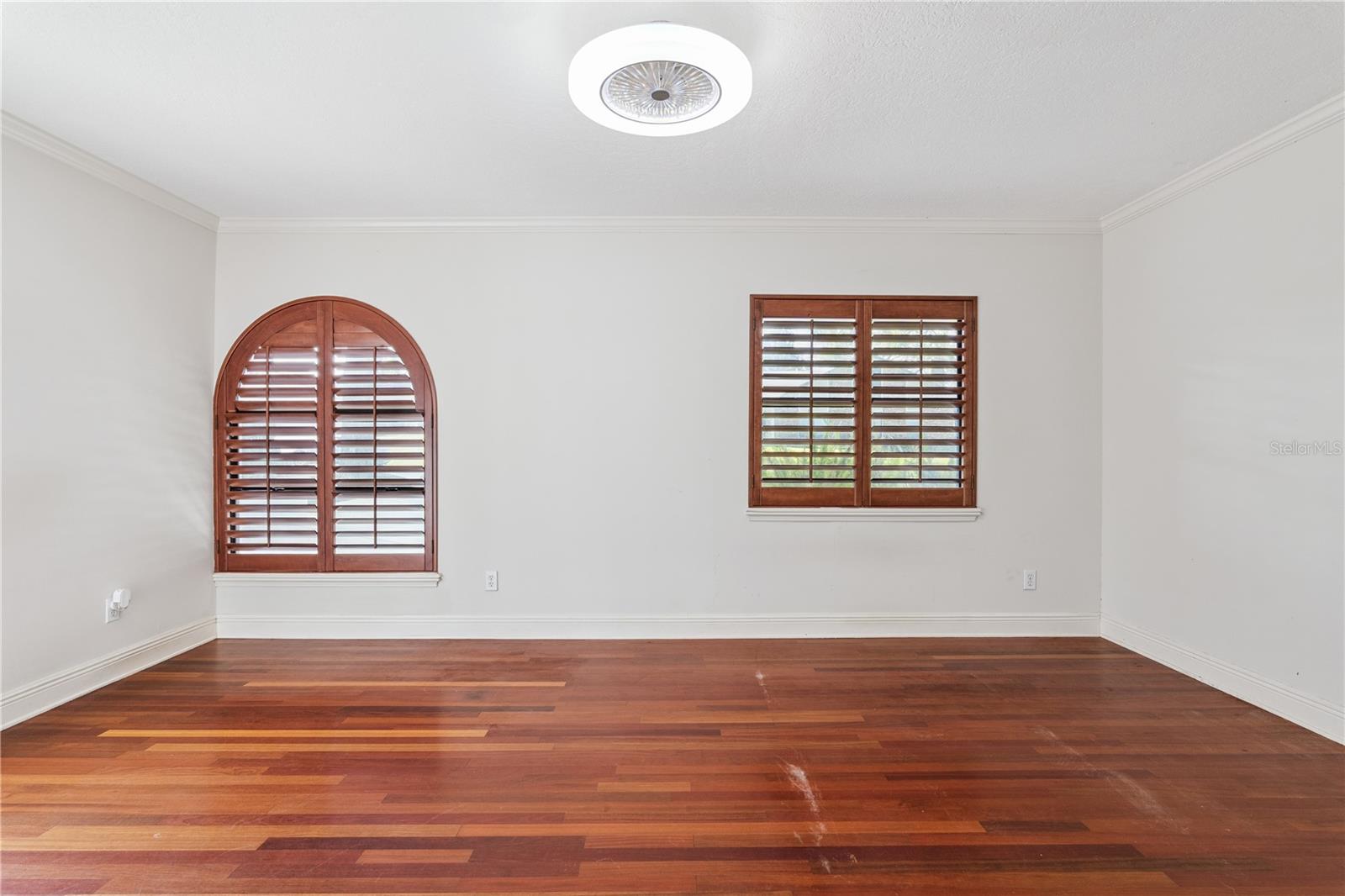 Image 27 of 71 For 629 Mariner Way