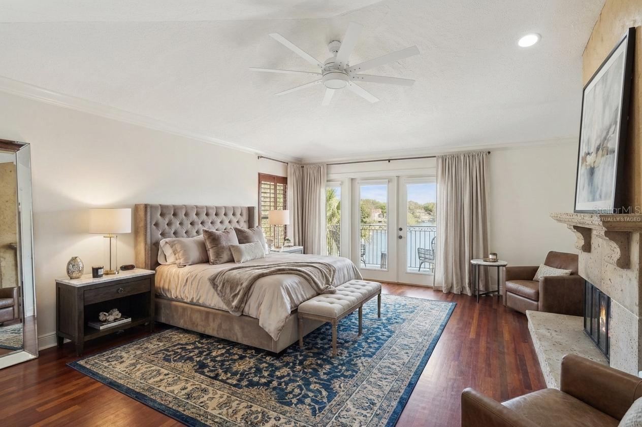 Image 33 of 71 For 629 Mariner Way