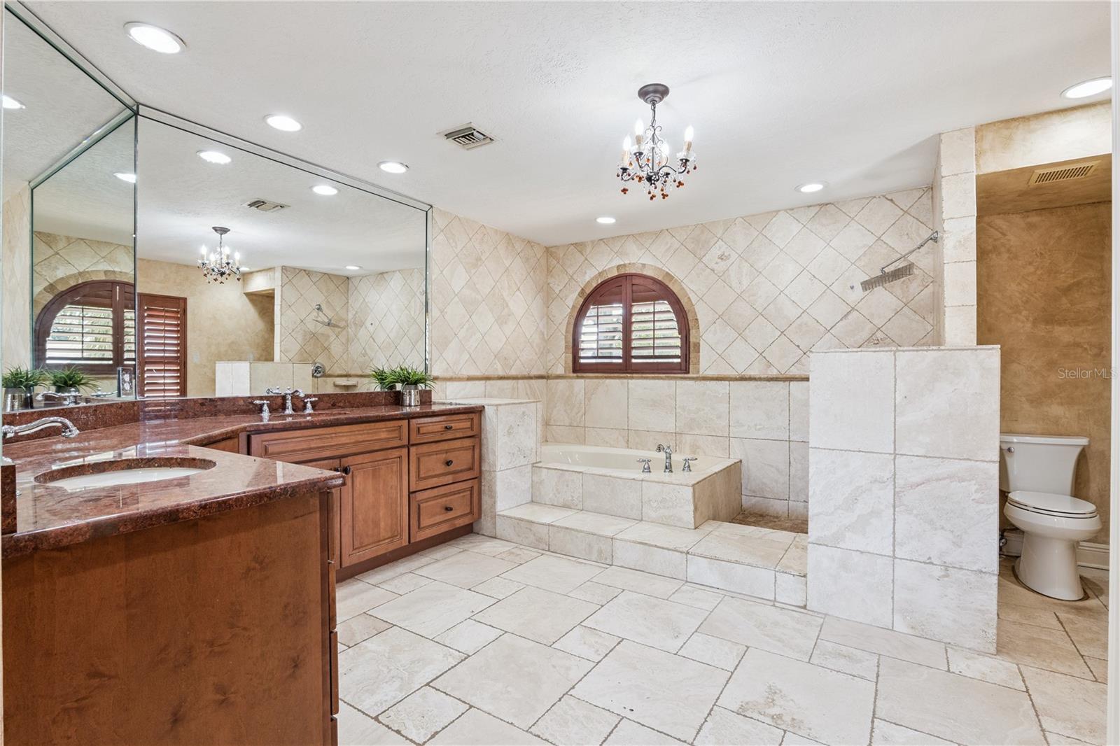 Image 39 of 71 For 629 Mariner Way