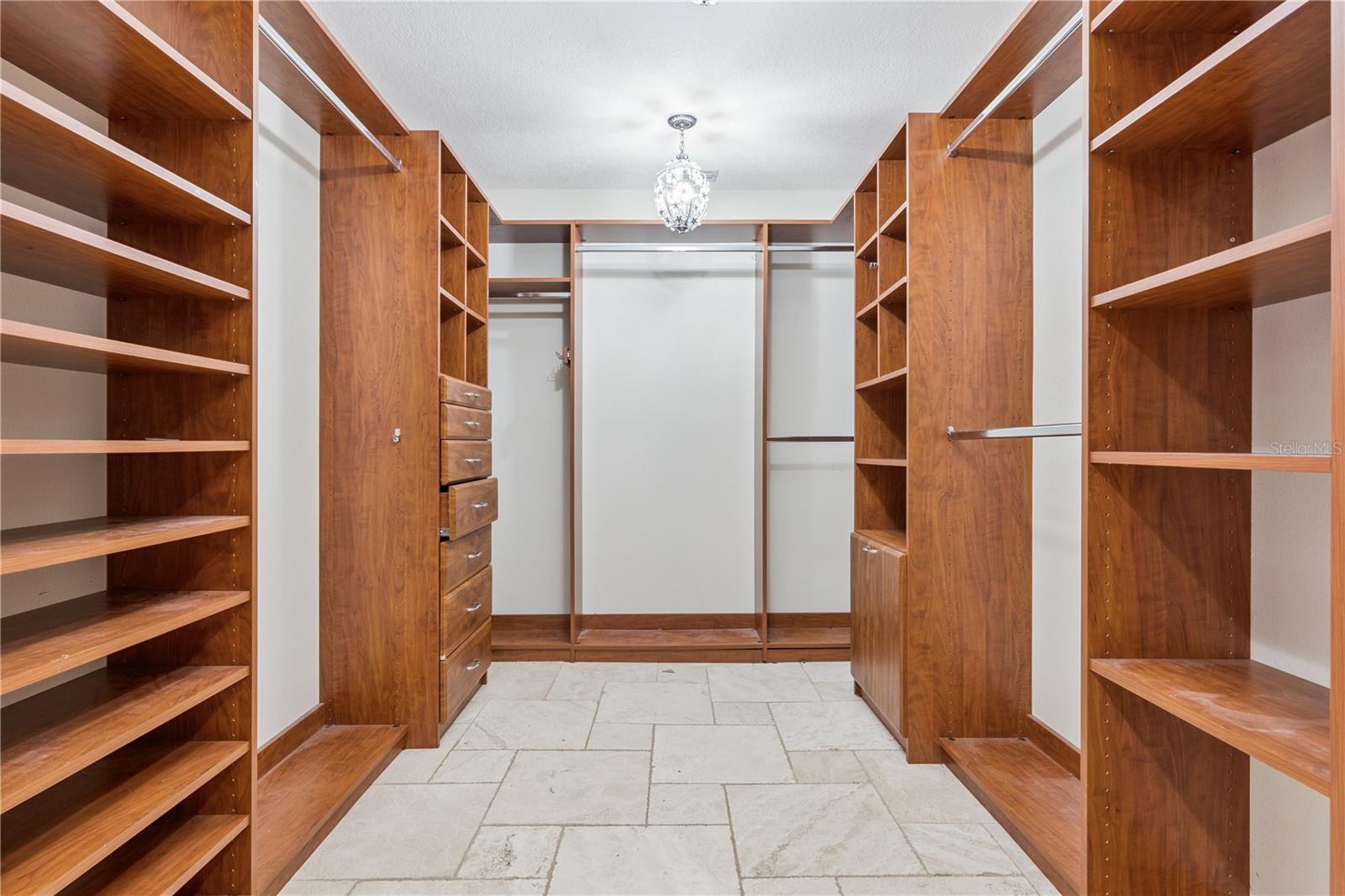 Image 42 of 71 For 629 Mariner Way