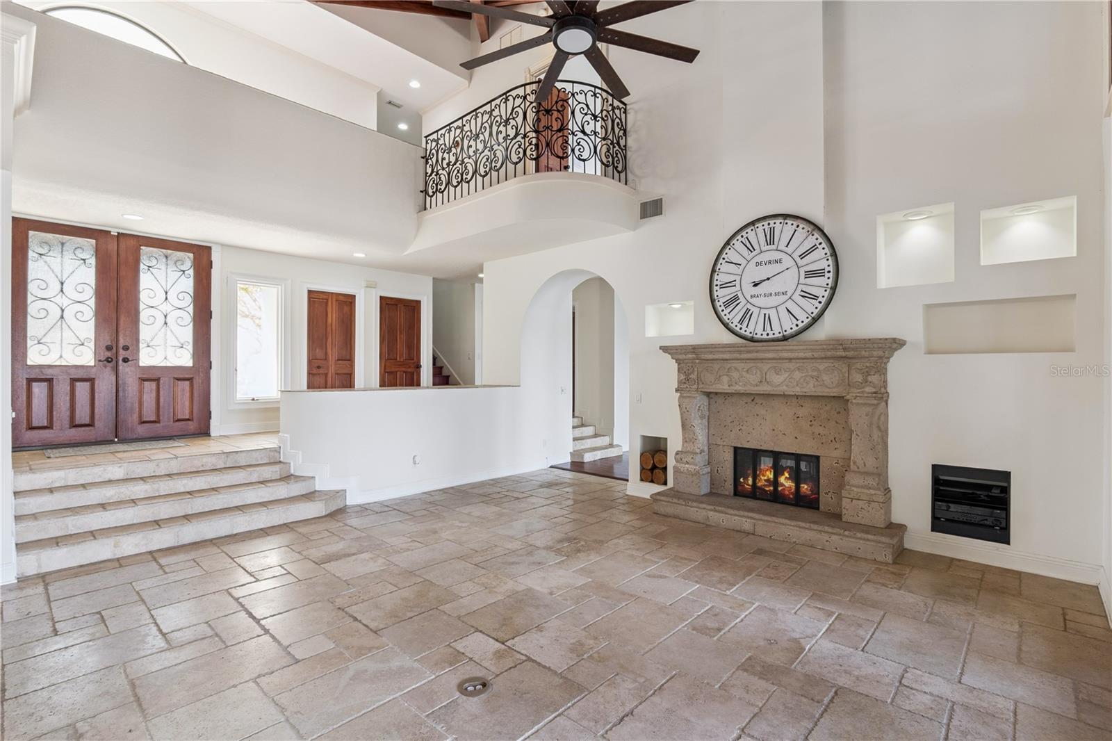 Image 7 of 71 For 629 Mariner Way