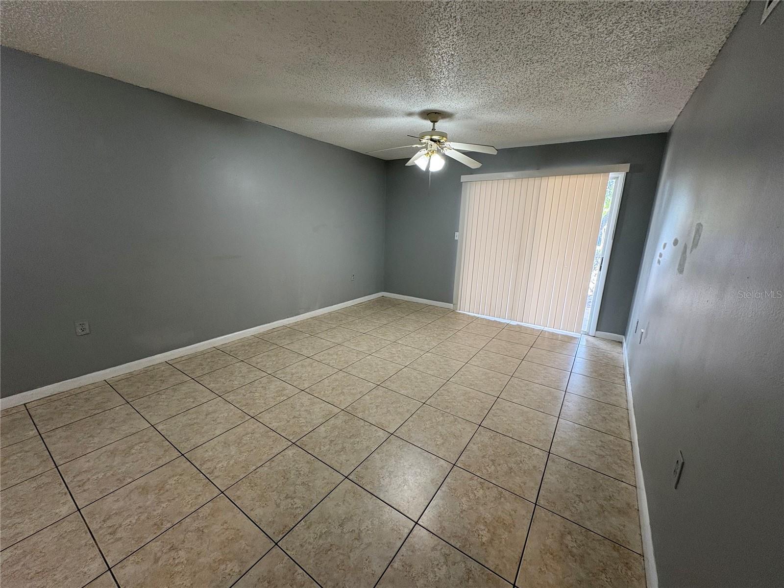 Image 4 of 12 For 1956 Lake Atriums Circle 148