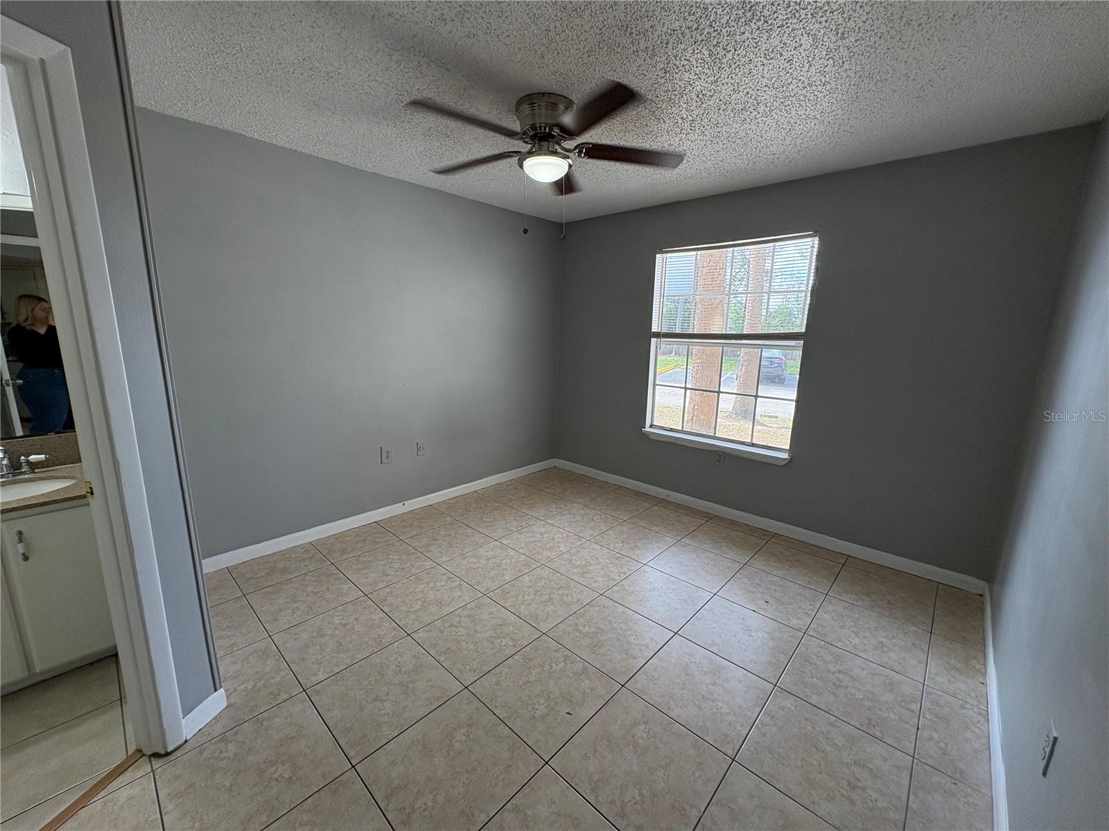 Image 9 of 12 For 1956 Lake Atriums Circle 148