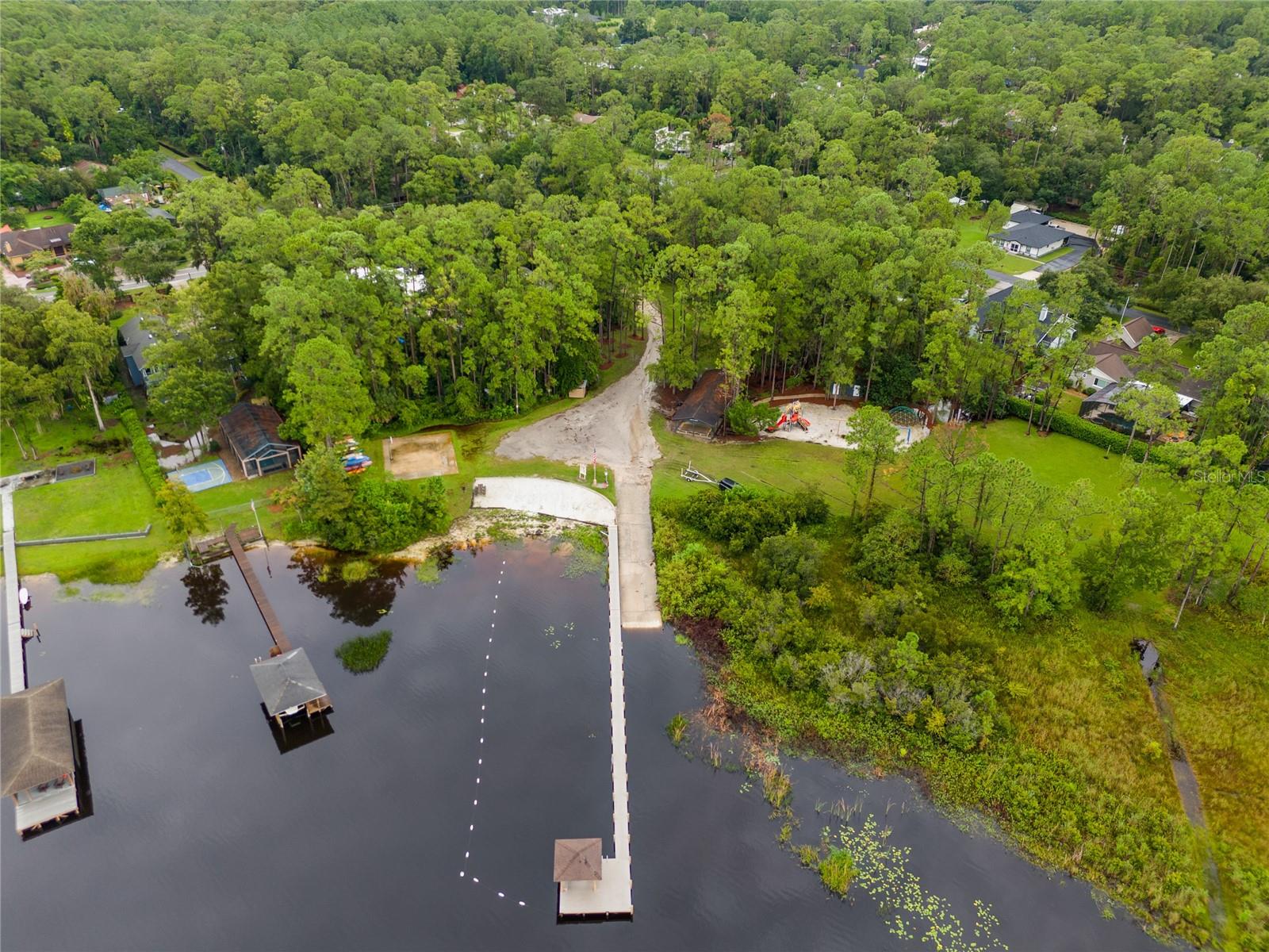 Image 28 of 35 For 14202 Nell Drive