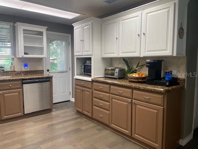 Image 6 of 35 For 14202 Nell Drive