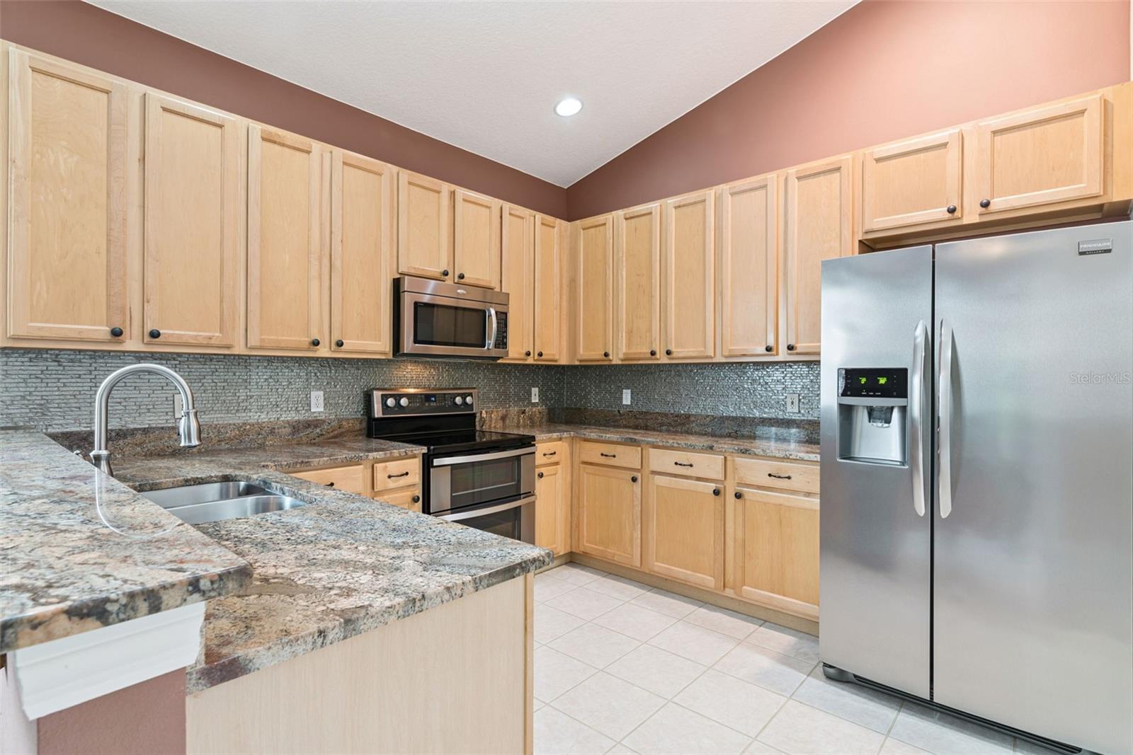 Image 4 of 37 For 2221 Cypress Trace Circle