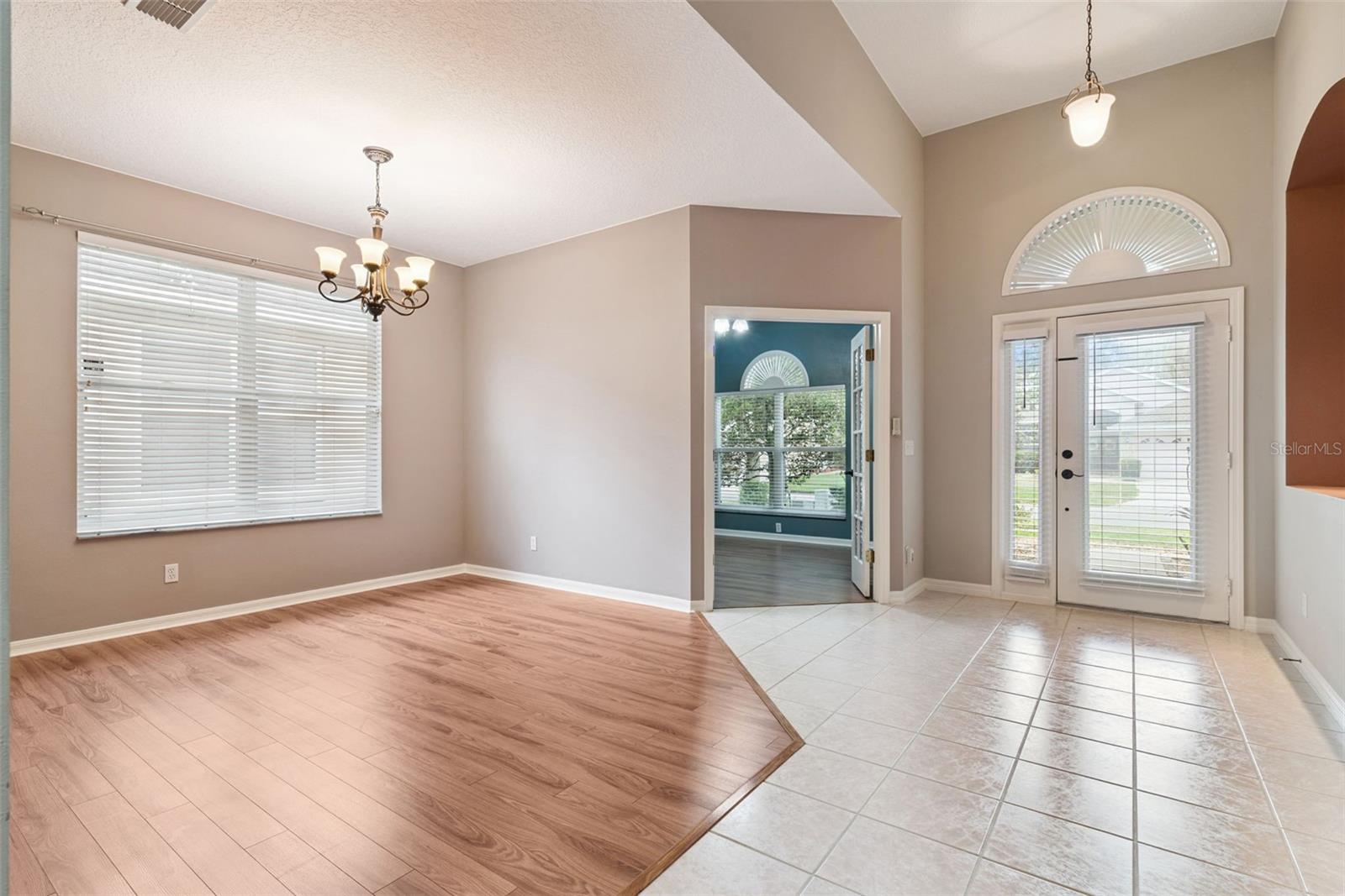 Image 6 of 37 For 2221 Cypress Trace Circle