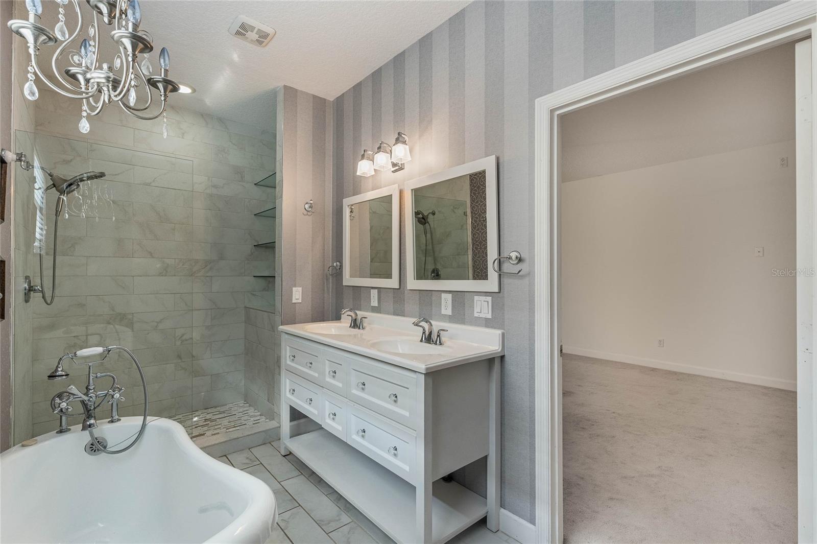 Image 9 of 15 For 7284 Hawksnest Boulevard