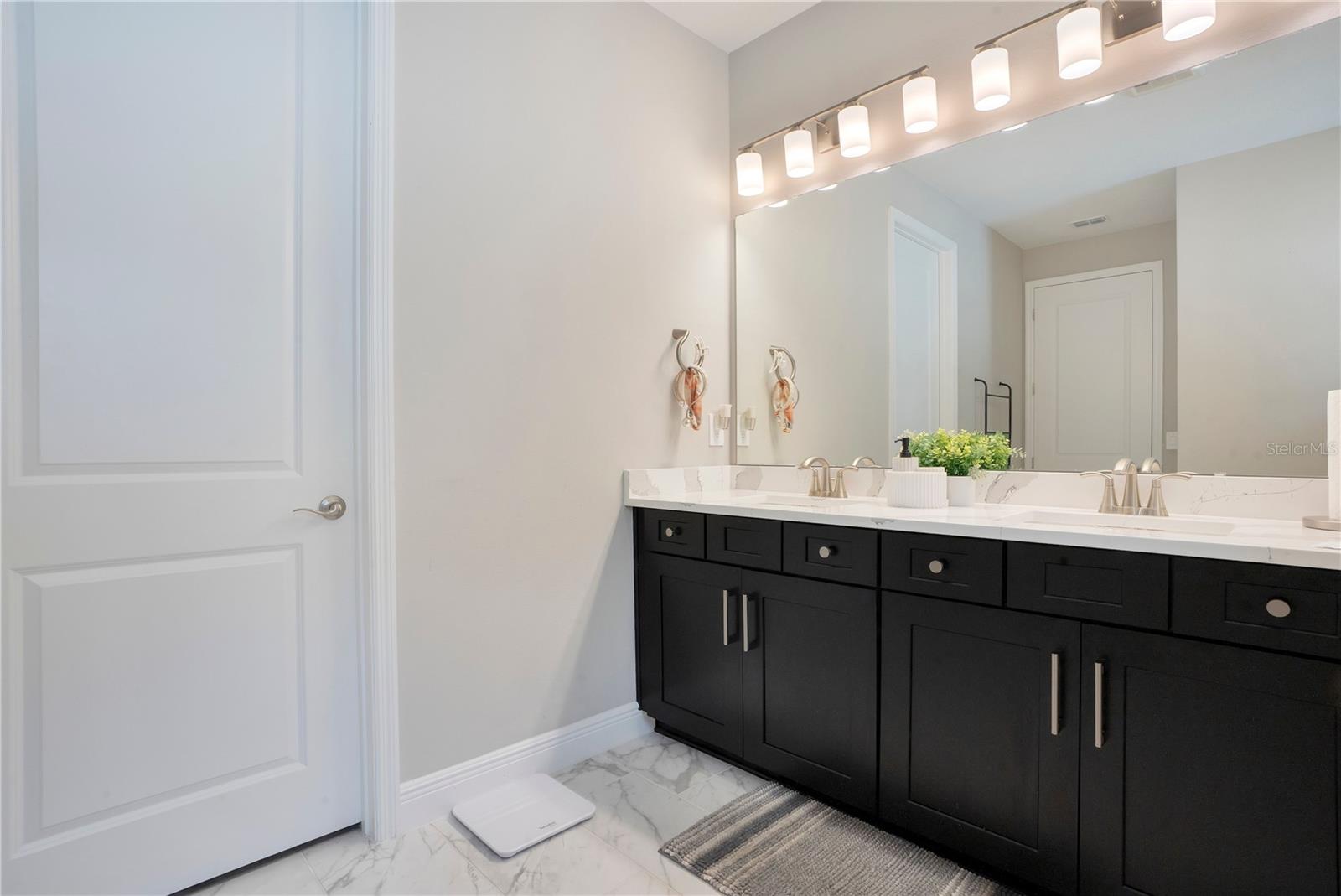 Image 20 of 31 For 3160 Firethorn Circle