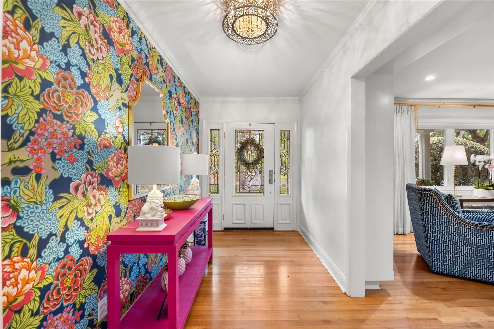 Listing photo id 4 for 800 Juanita Rael