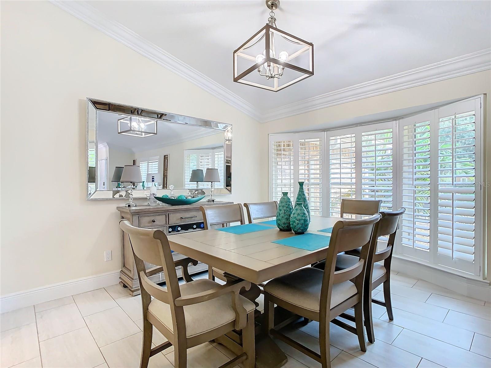 Image 11 of 93 For 8707 Fernwicke Court