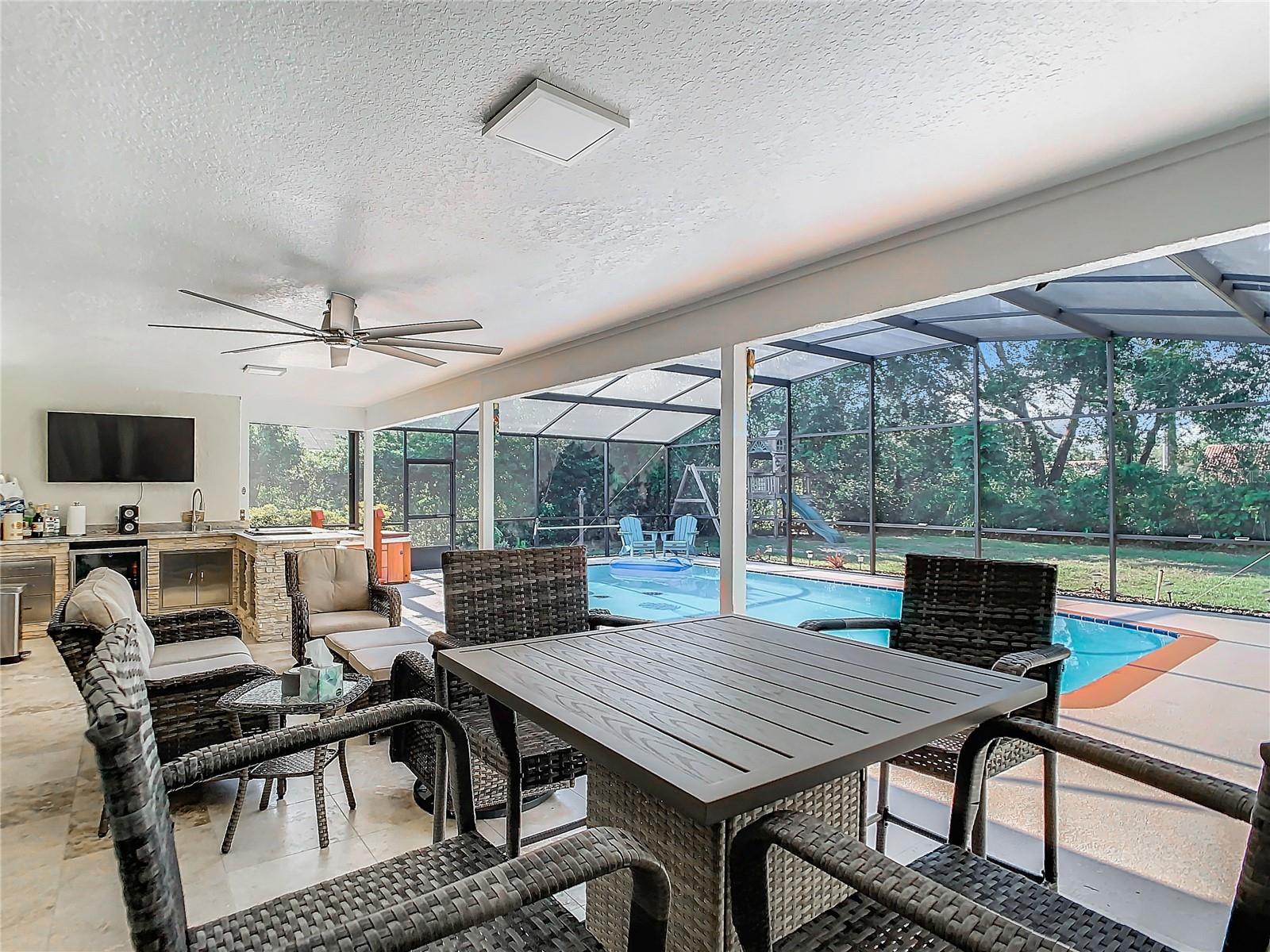 Image 64 of 93 For 8707 Fernwicke Court