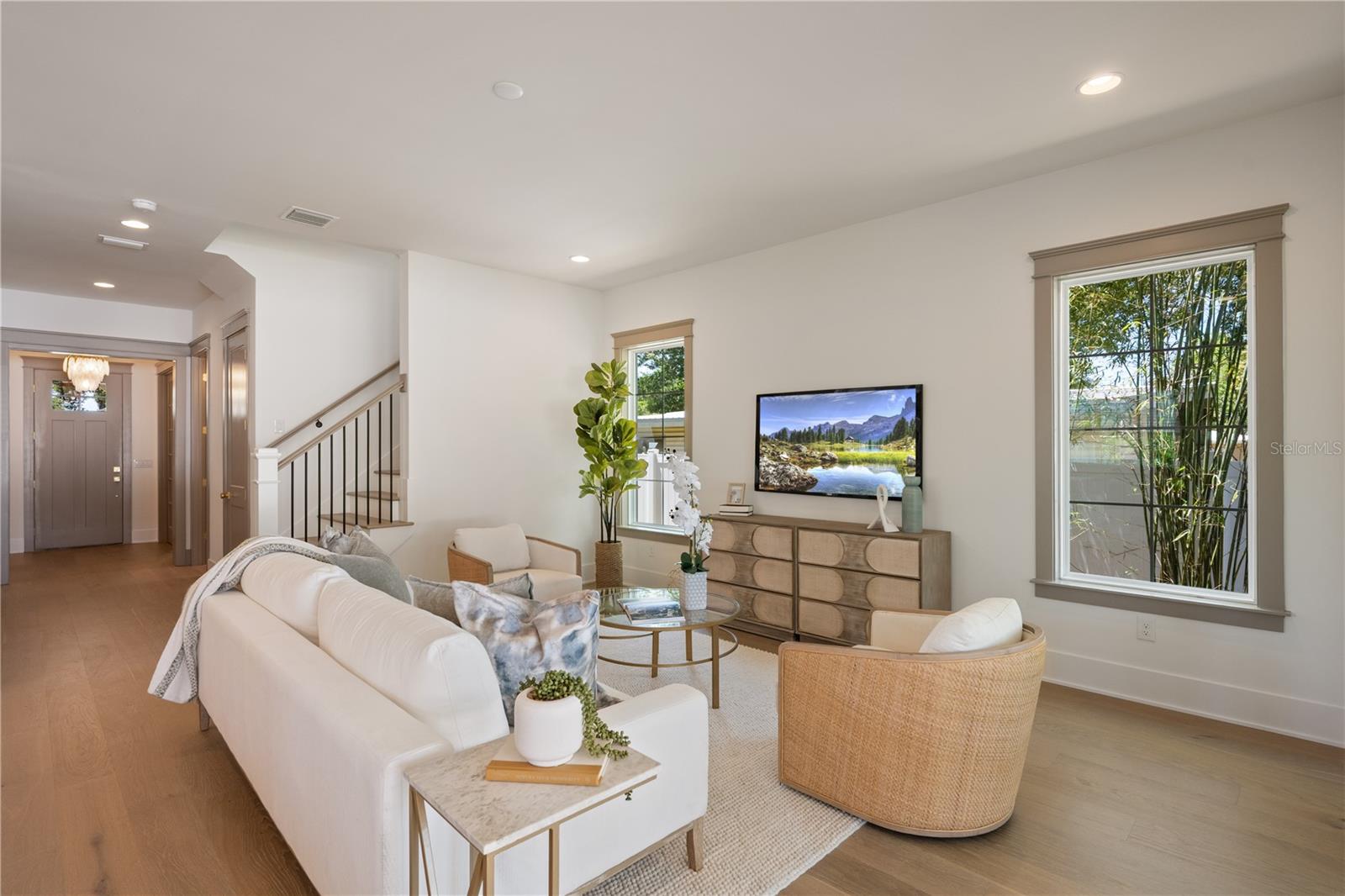 Image 12 of 38 For 1807 Magnolia Avenue