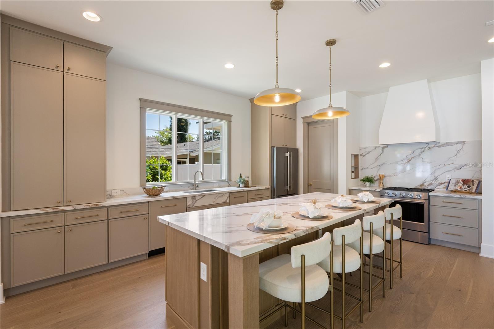 Image 17 of 38 For 1807 Magnolia Avenue