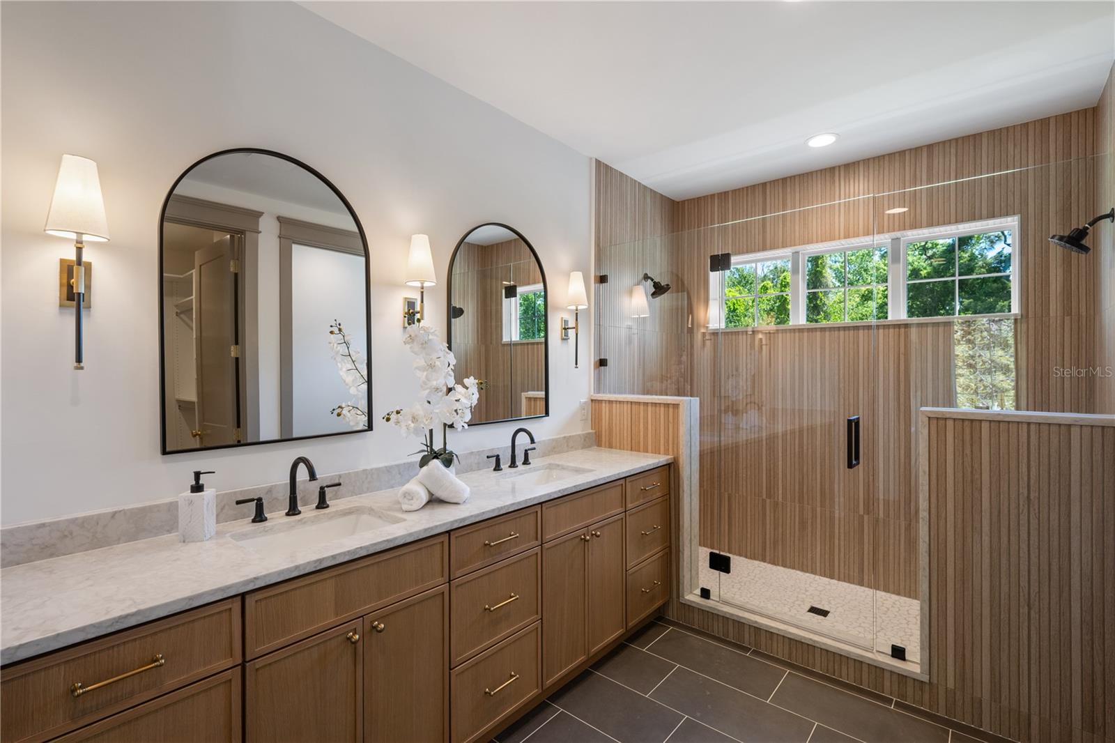 Image 23 of 38 For 1807 Magnolia Avenue