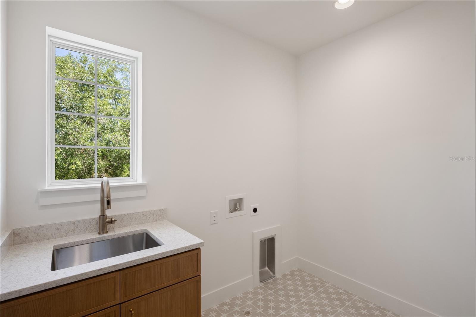 Image 30 of 38 For 1807 Magnolia Avenue