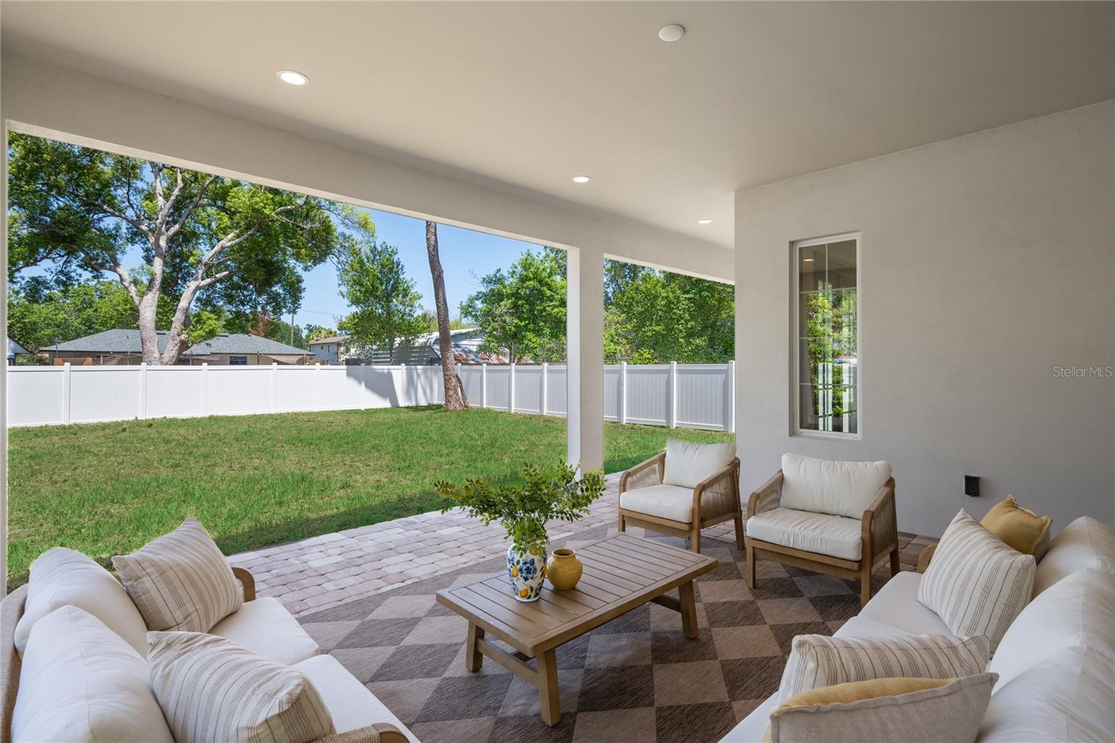 Image 33 of 38 For 1807 Magnolia Avenue