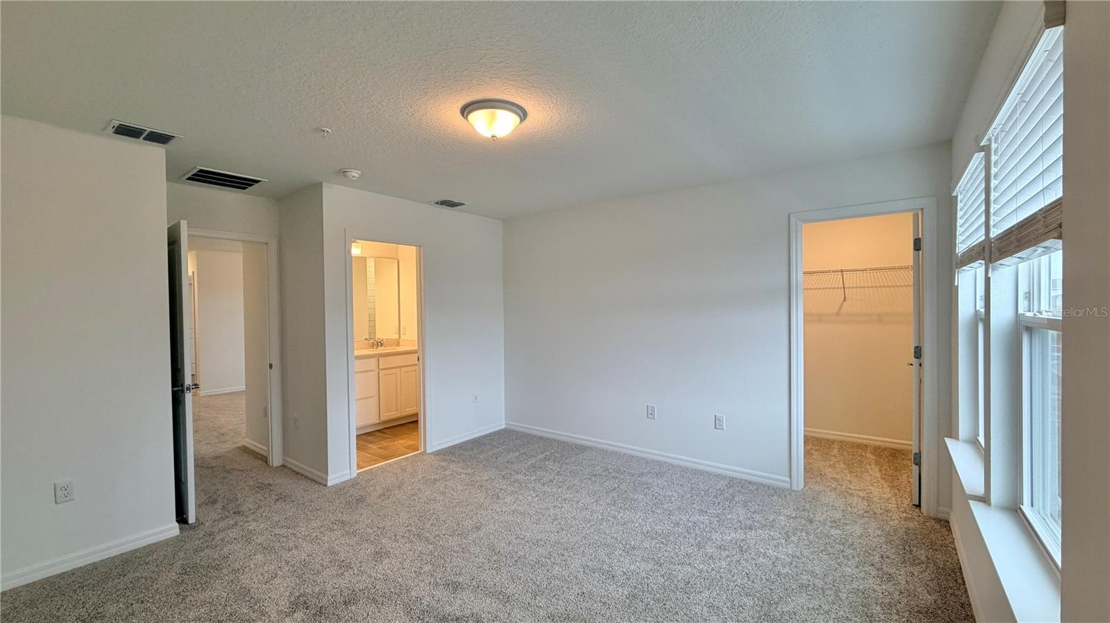 Image 19 of 29 For 11523 Harborview Street