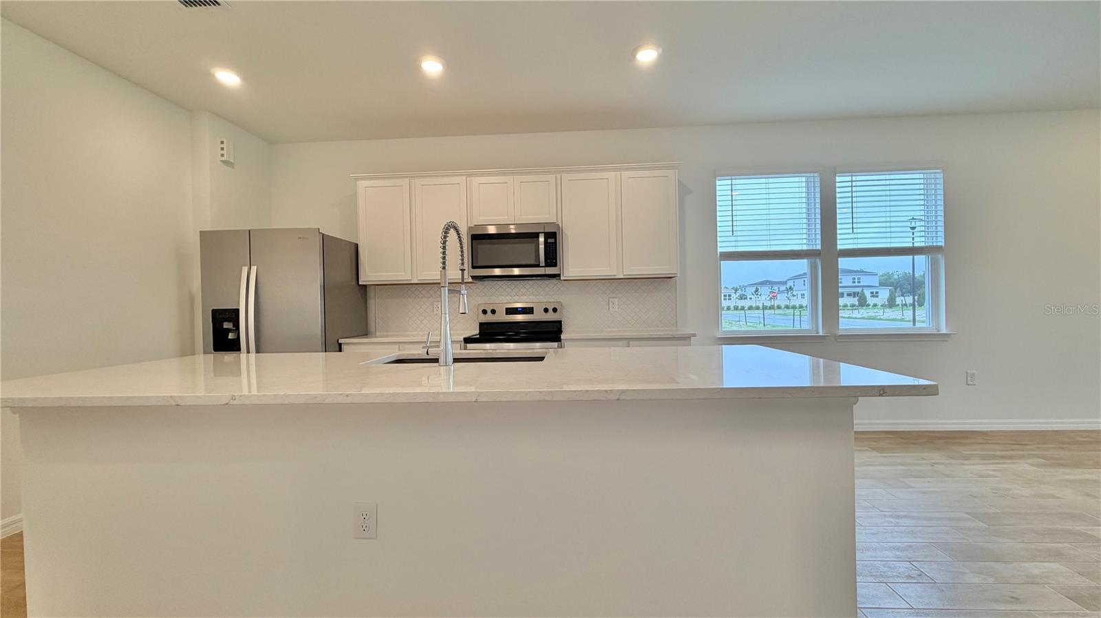 Image 6 of 29 For 11523 Harborview Street