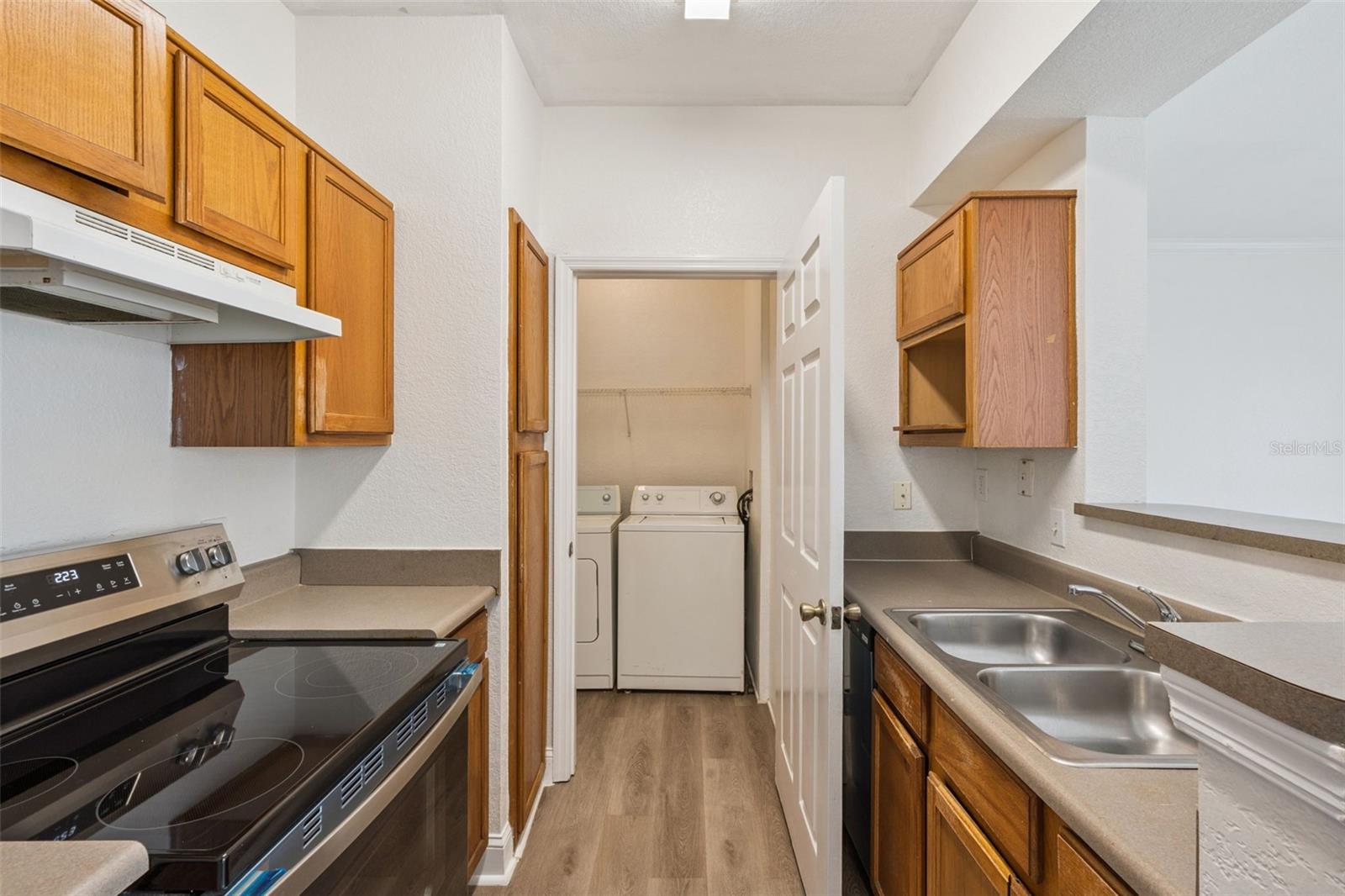 Image 10 of 34 For 3702 Palm Desert Lane 5428