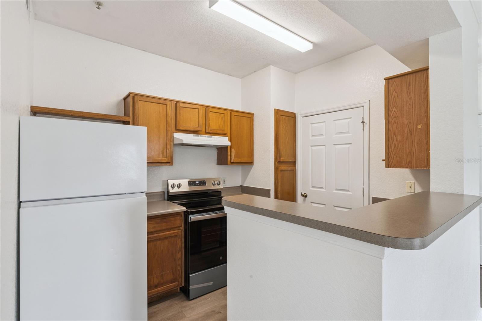 Image 11 of 34 For 3702 Palm Desert Lane 5428