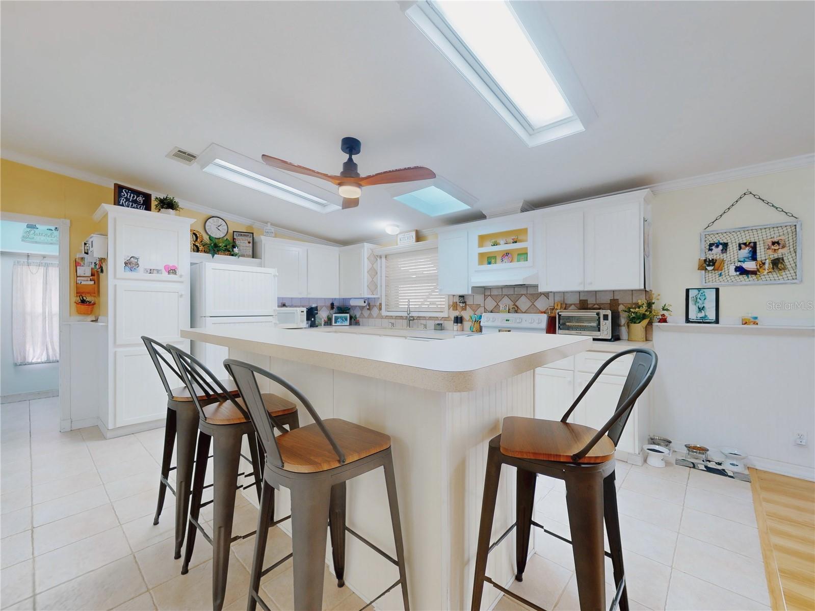 Image 11 of 80 For 14437 Liberty Street