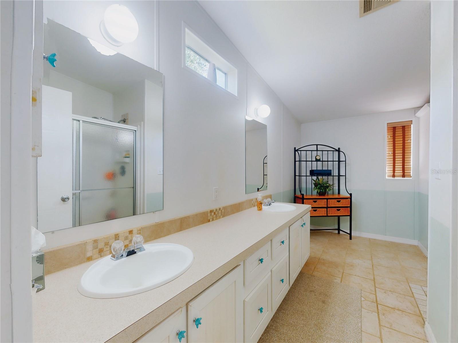 Image 30 of 80 For 14437 Liberty Street