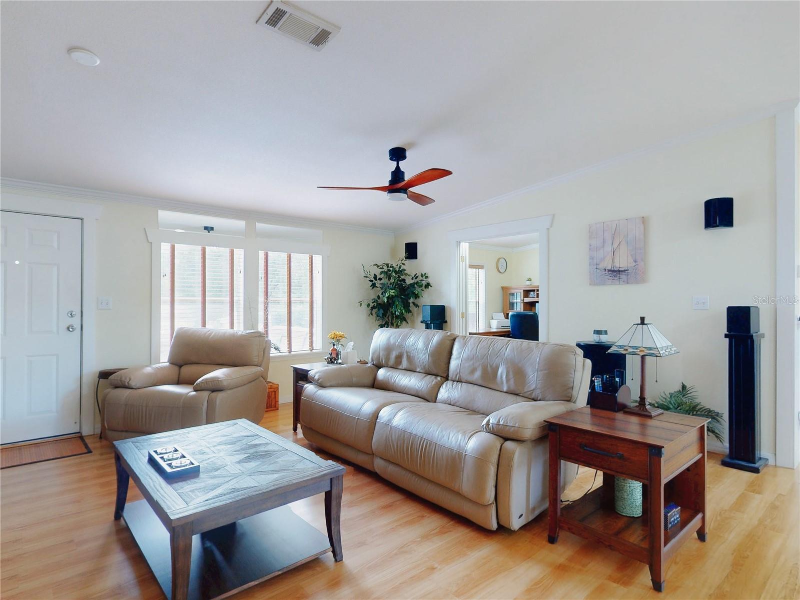 Image 5 of 80 For 14437 Liberty Street