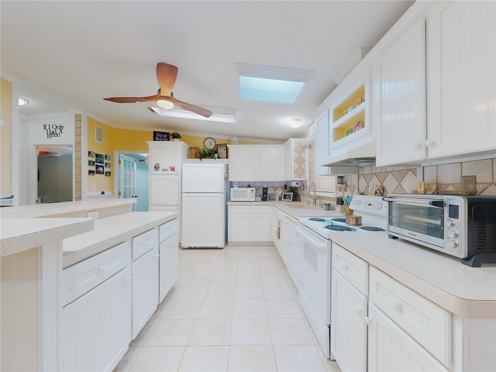 Image 8 of 80 For 14437 Liberty Street